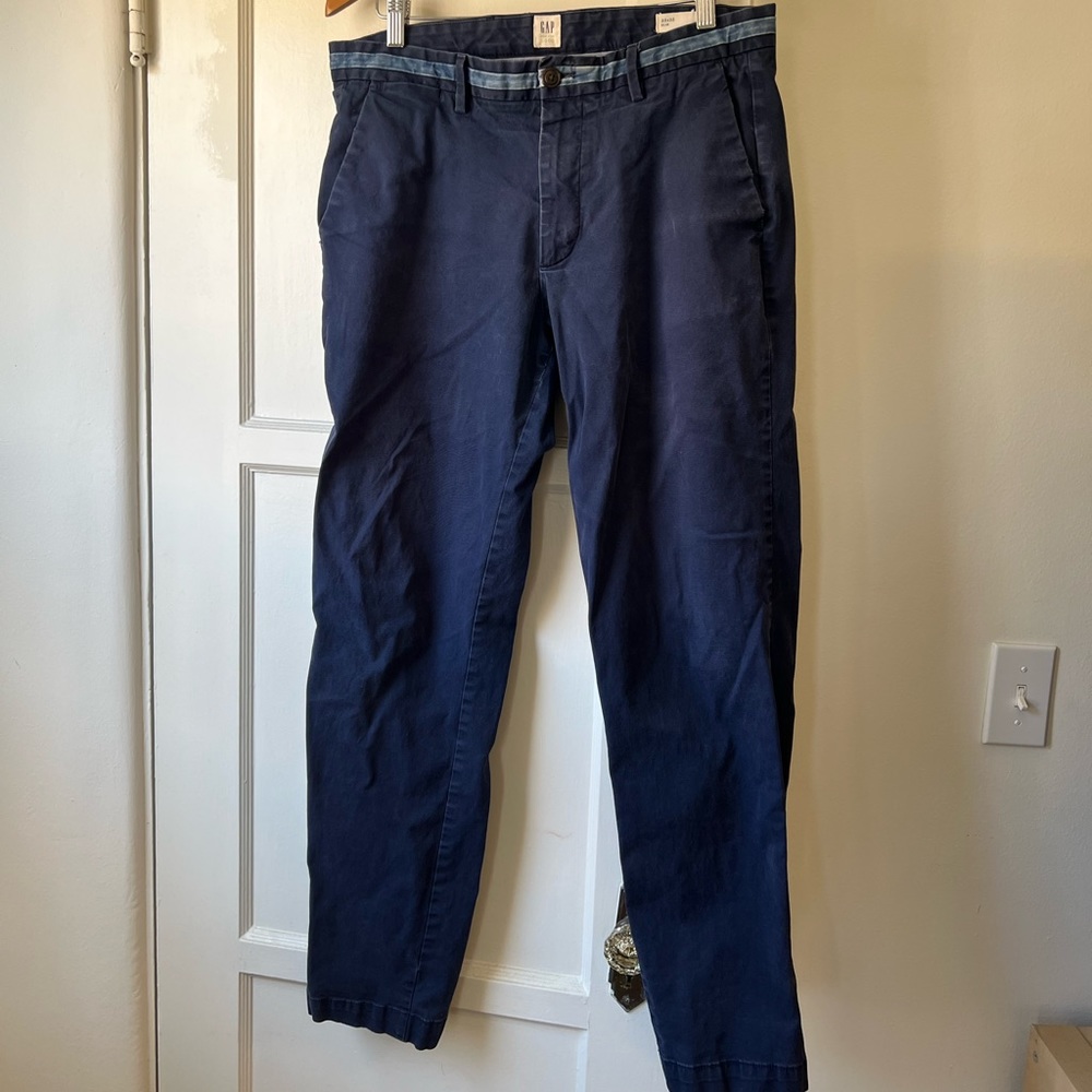 Navy GAP slim cut pants with light blue trim, 33x32